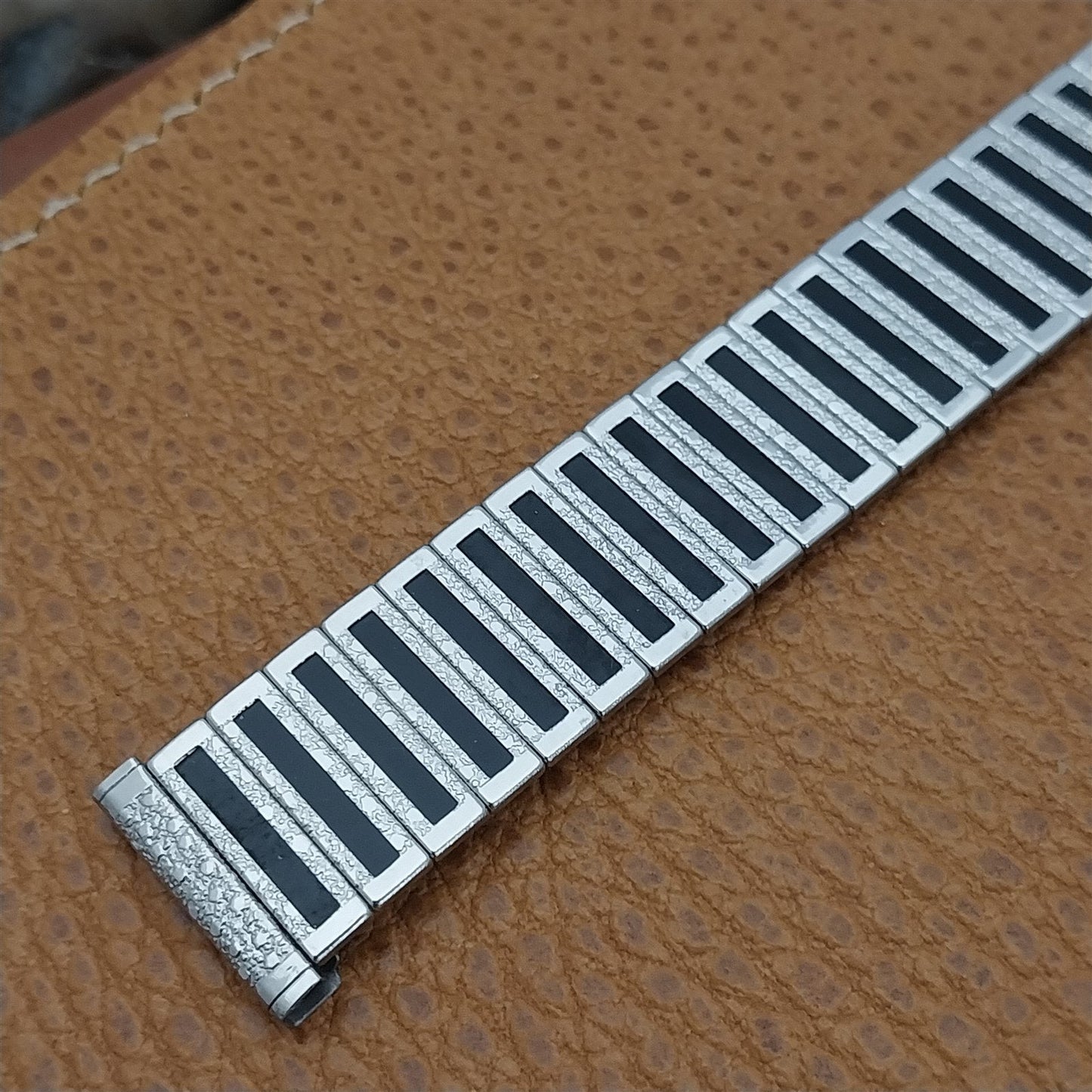 17.2mm Uniflex Stainless Steel & Black Expansion 1960s Vintage Watch Band