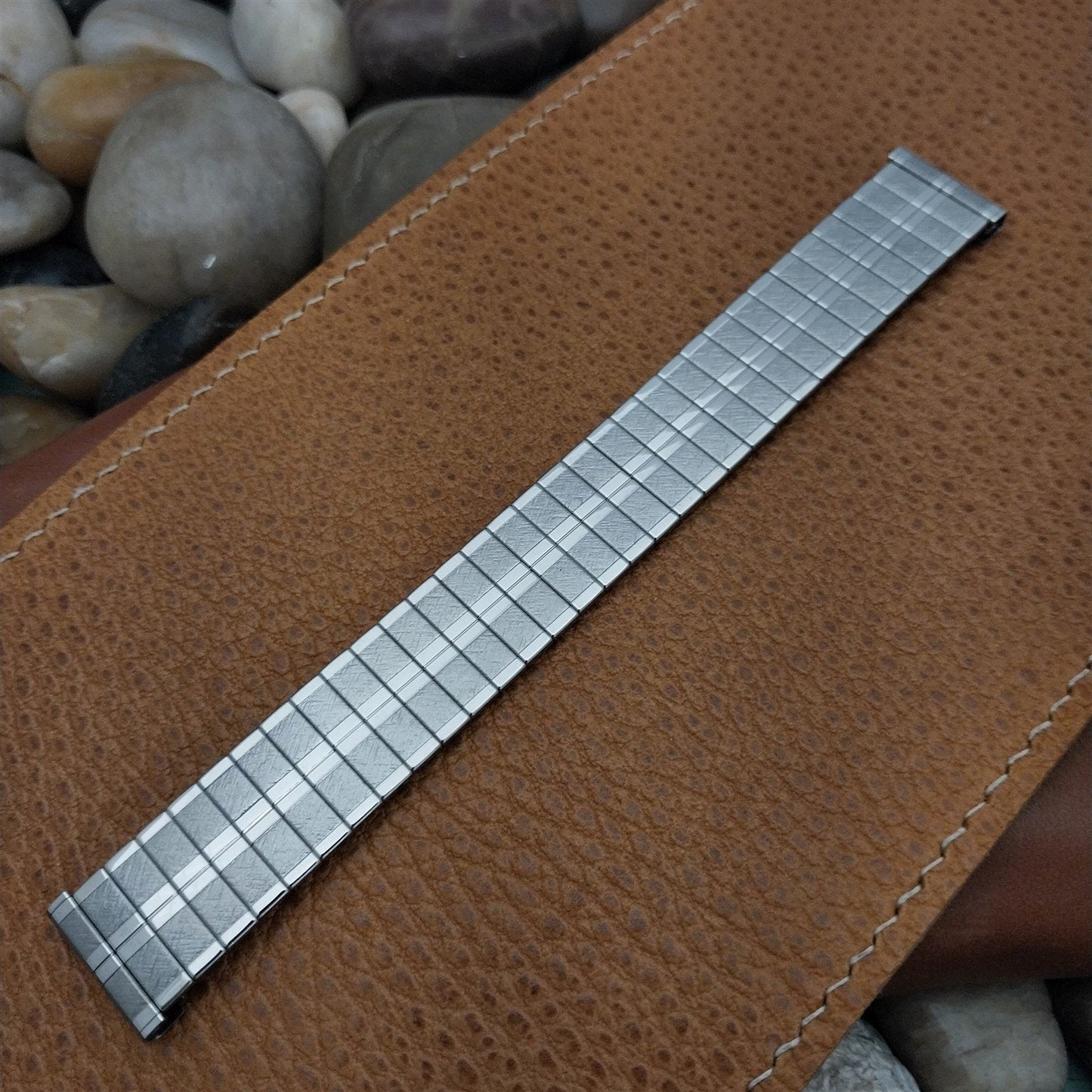 17.2mm 17mm Stainless Uniflex Slim Expansion Unused 1960s Vintage Watch Band