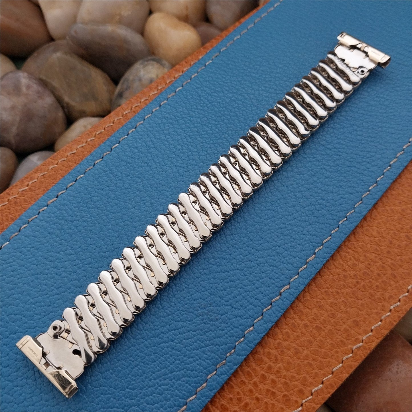 10K Gold-Filled Bellavance USA nos 1960s Vintage Watch Band 16mm-19mm