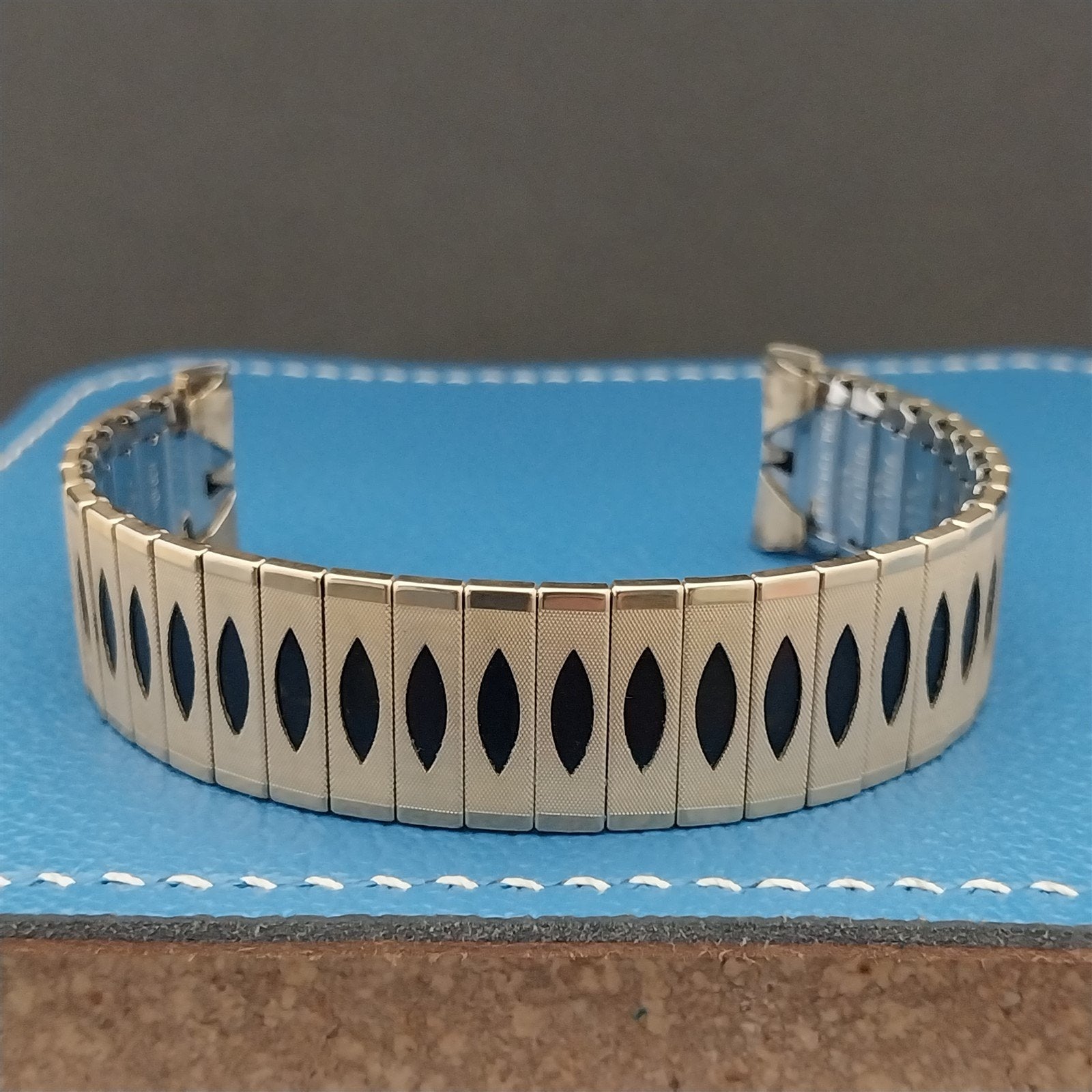 17.2mm 10k Gold-Filled 1960s Vintage Watch Band Uniflex USA Slim Expansion