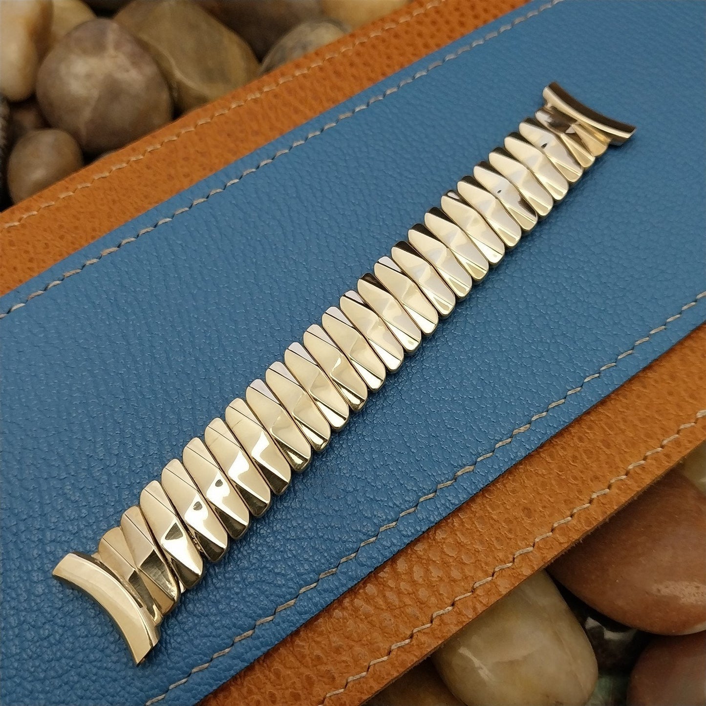 Short 10k Gold-Filled Bellavance USA nos 1950s Vintage Watch Band 16mm-19mm