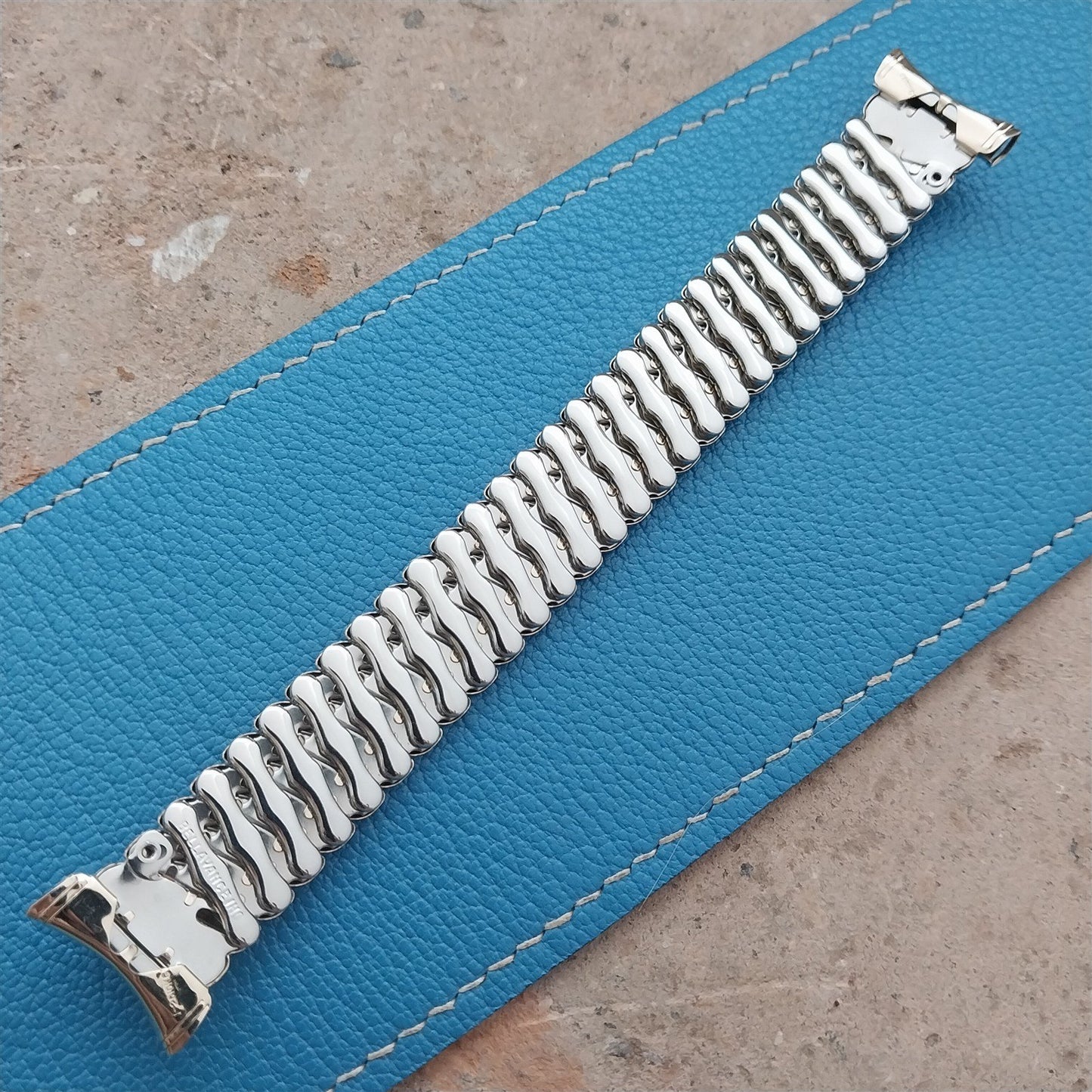 10K Gold-Filled Bellavance USA nos 1950s Vintage Watch Band 16mm-19mm