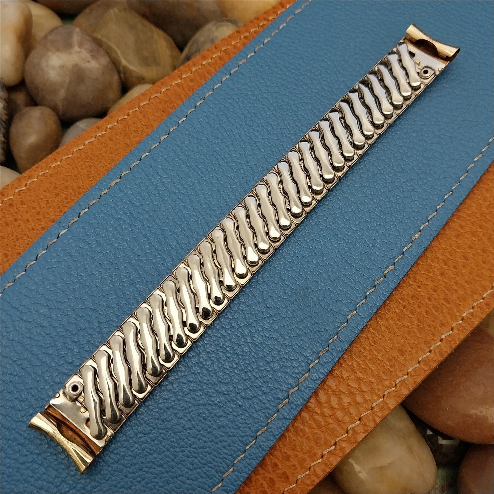 5/8" 10k Gold-Filled Expansion nos Bellavance 1950s Vintage Watch Band