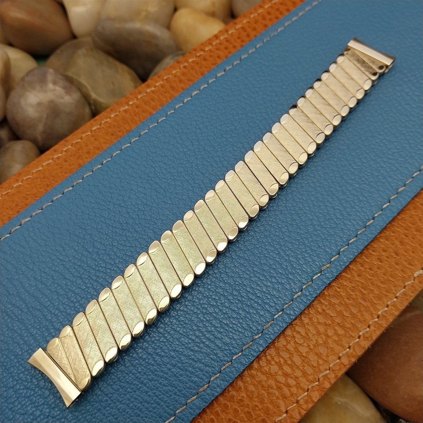 5/8" 10k Gold-Filled Expansion nos Bellavance 1950s Vintage Watch Band