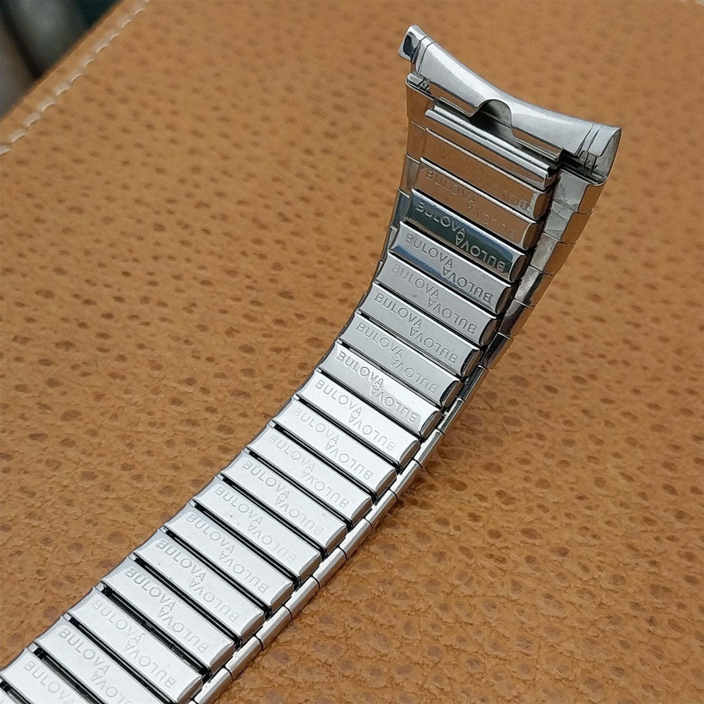 22mm Bulova Stainless Steel Expansion nos 1970s Vintage Watch Band