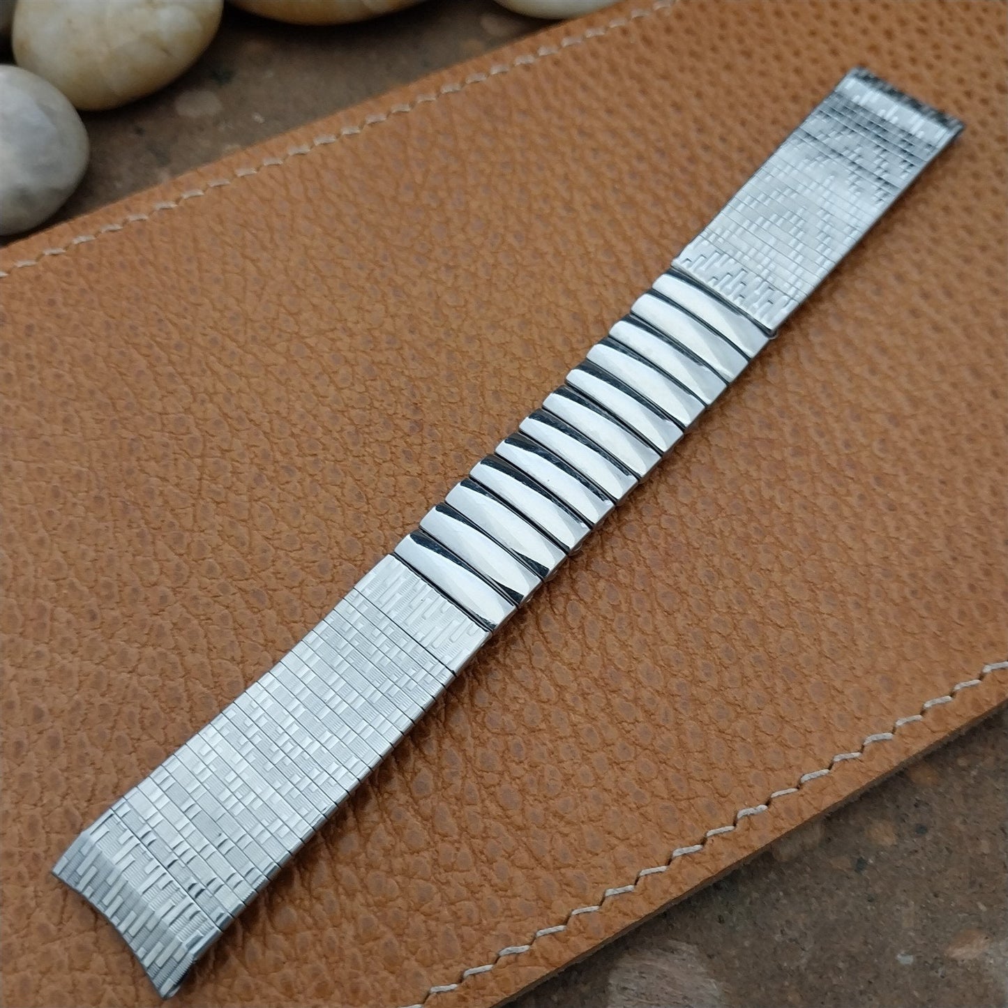 17mm Scott Stainless Steel DeLuxe nos 1960s-1970s Vintage Watch Band