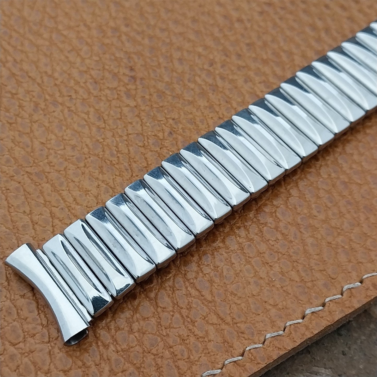 17.2mm Scott Stainless Steel Classic Stretch Unused 1970s Vintage Watch Band