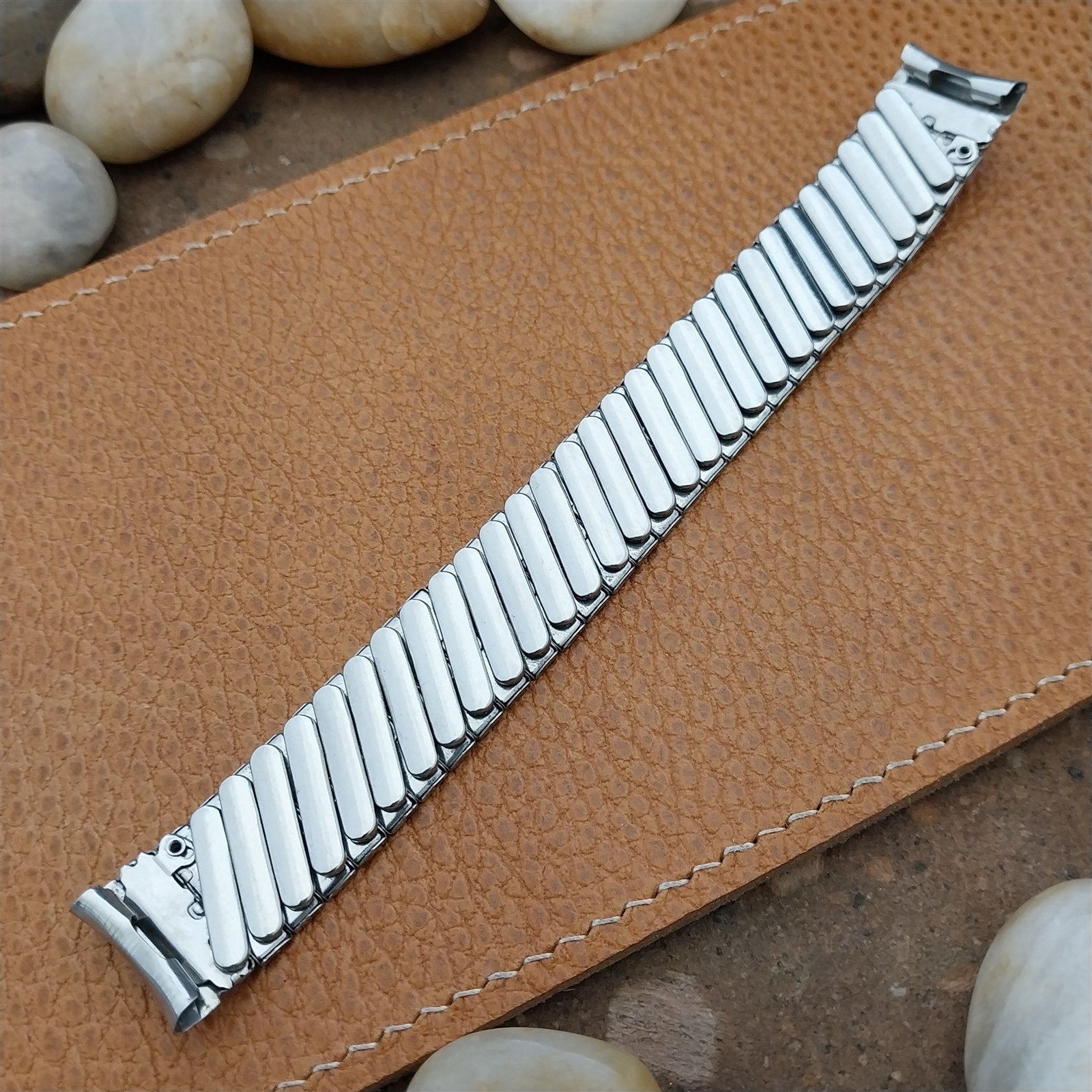 Vintage 17.2mm Prospect Stainless Steel Classic Stretch Unused Watch Band