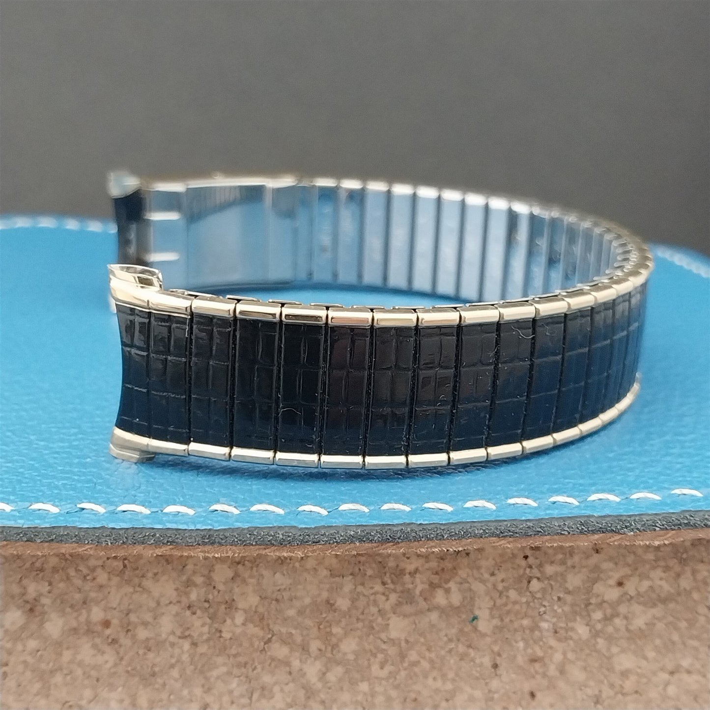 Speidel USA Romunda Long 1975/1976 Calendar Black & Gold Vintage Watch Band