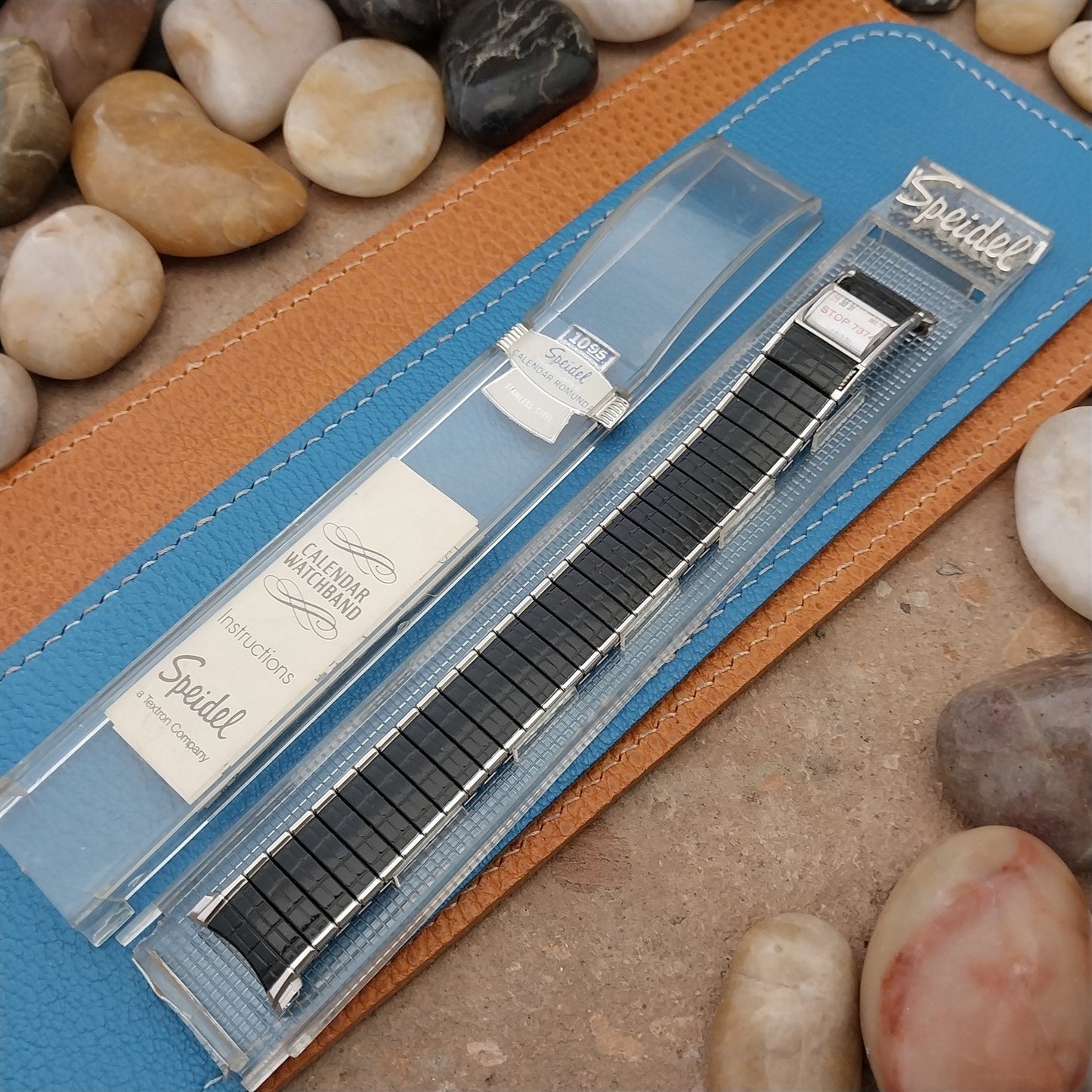 Speidel USA Romunda Long 1975/1976 Calendar Black & Gold Vintage Watch Band