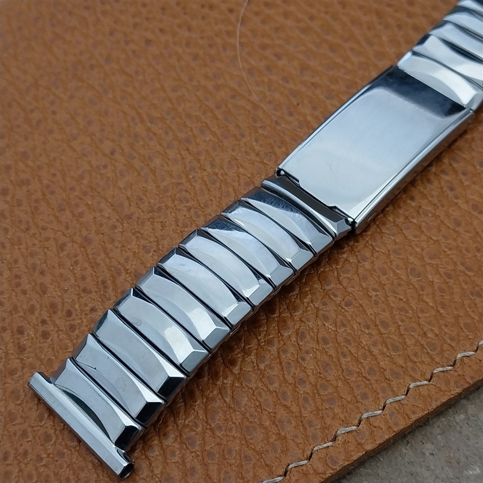 1950s Stainless Steel Gemex Mint or Meds 19mm 18mm 17mm nos Vintage Watch Band