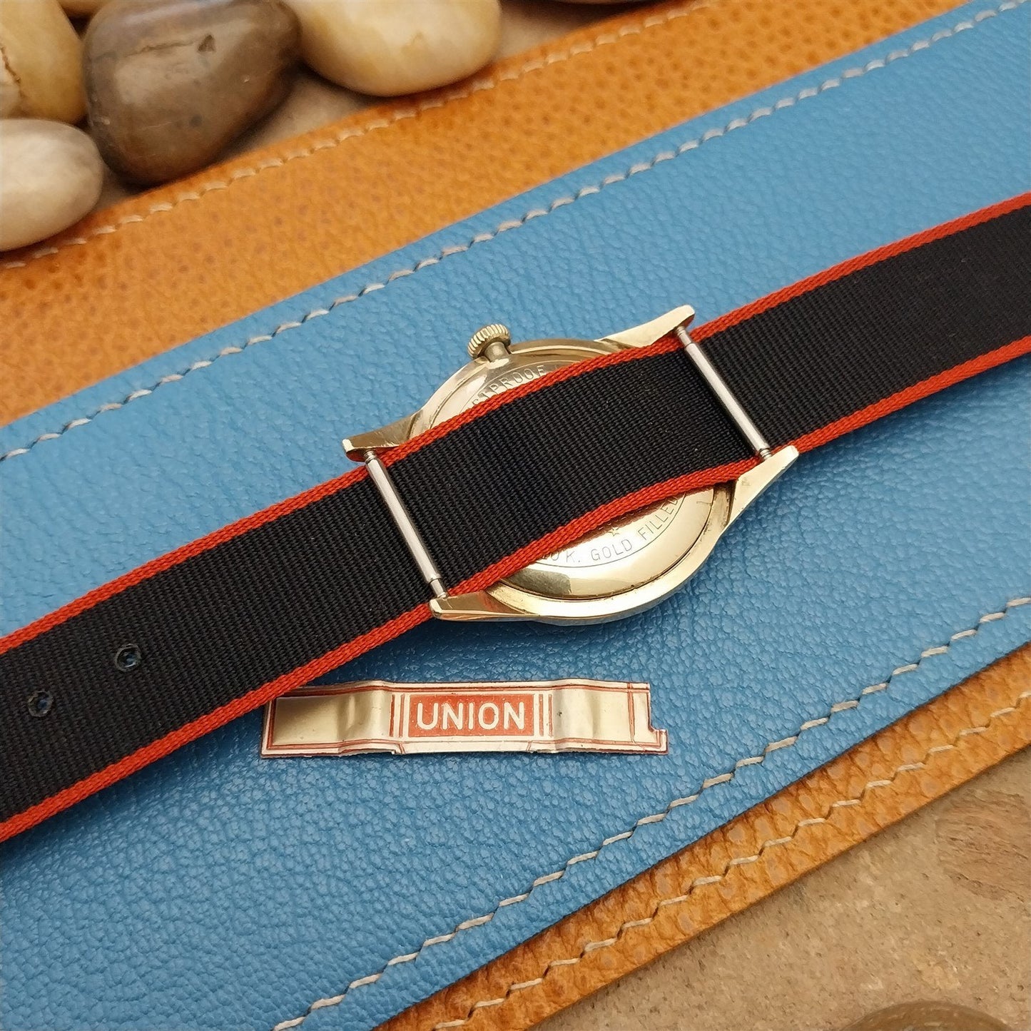 Perlon 18mm 1-Piece Blue & Red Classic Single Pass NOS 1960s Vintage Watch Band