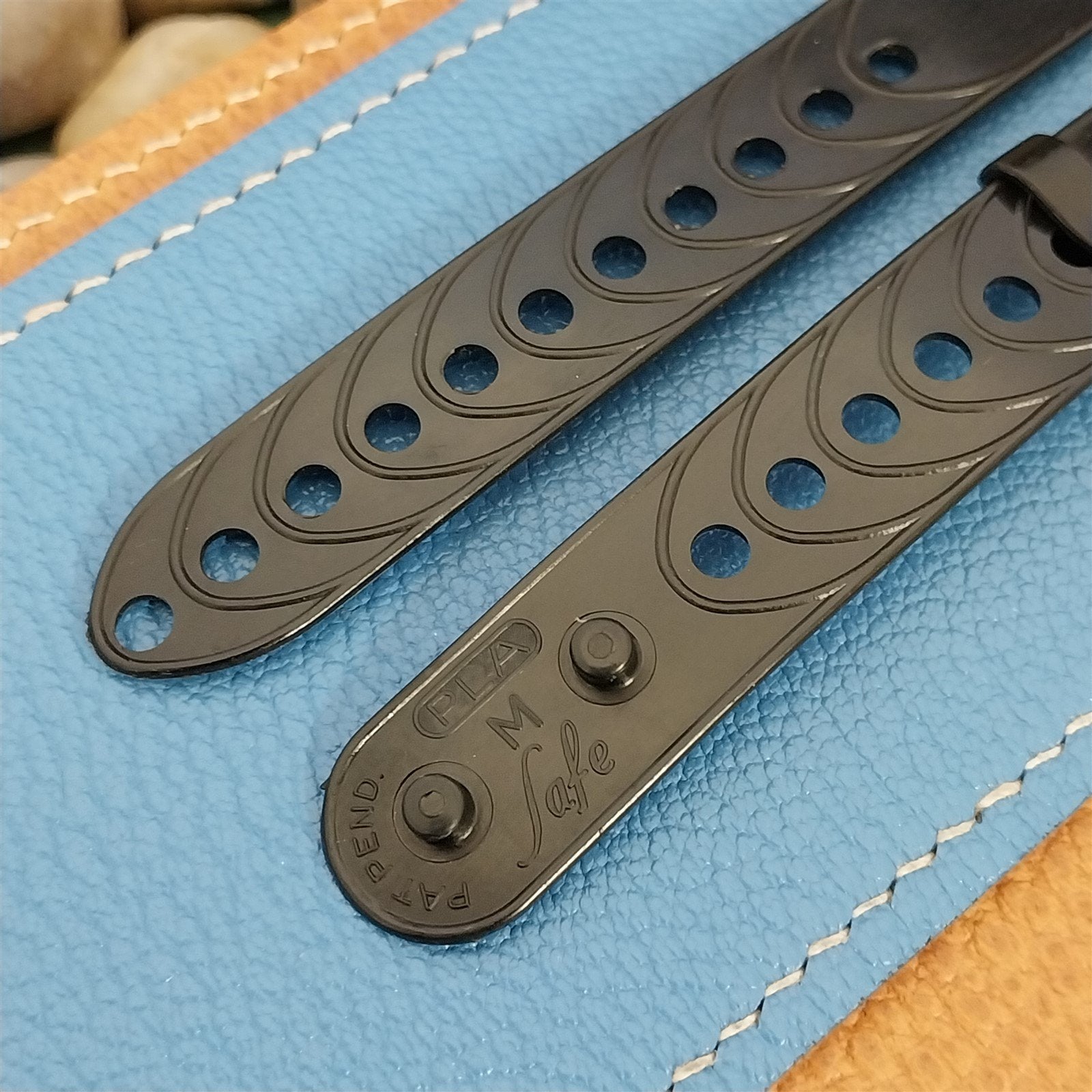 Vintage 5/8" Play Boy Pla-Safe Black Plastic Unused 1940s Classic Watch Band