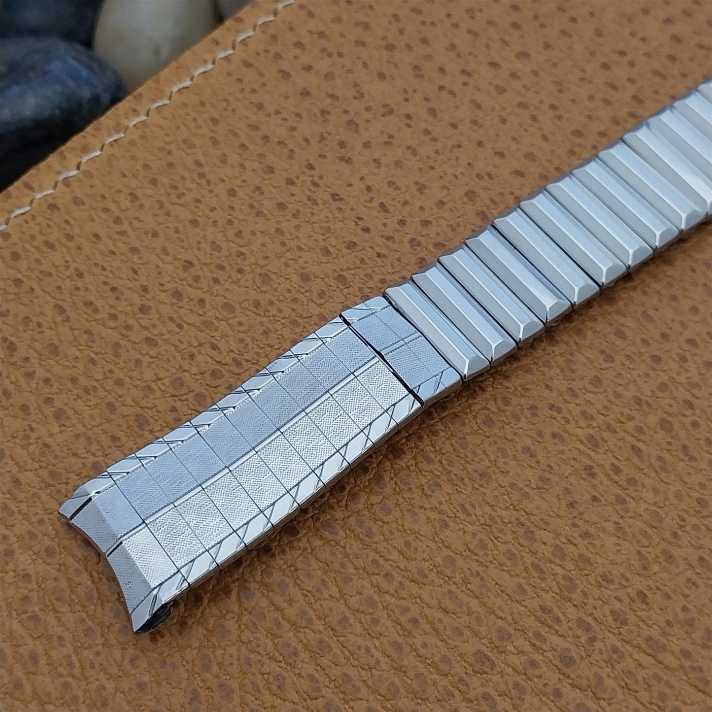 17.2mm 1960s Mira-Flex Classic Stretch Stainless Steel nos Vintage Watch Band