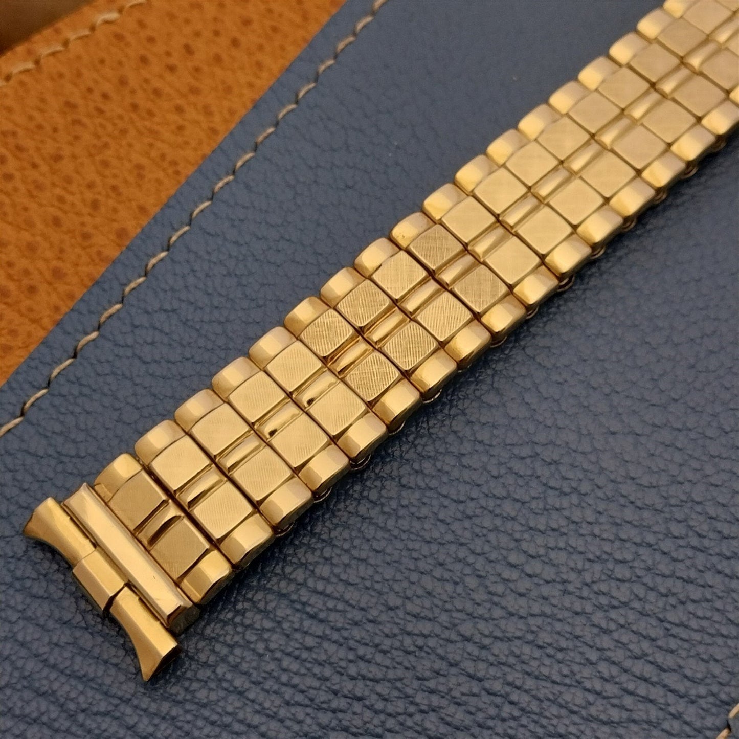 10K Gold-Filled JB Champion USA Long Expansion 1960s nos Vintage Watch Band