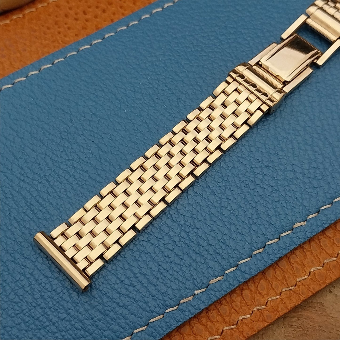 5/8" 12k Yellow Gold-Filled Mesh Kestenmade nos 1940s Unused Vintage Watch Band