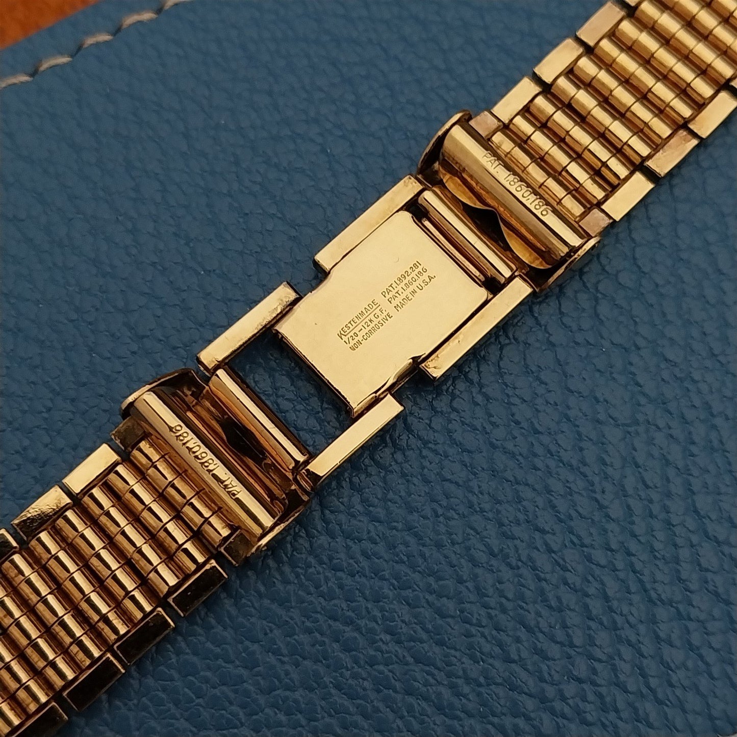 5/8" 12k Yellow Gold-Filled Mesh Kestenmade nos 1940s Unused Vintage Watch Band