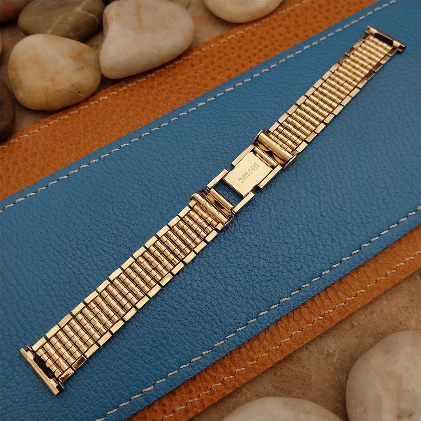 5/8" 12k Yellow Gold-Filled Mesh Kestenmade nos 1940s Unused Vintage Watch Band