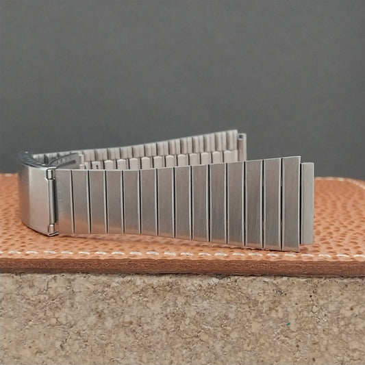 19mm Flared Stainless Steel Bear 1970s Vintage Watch Band