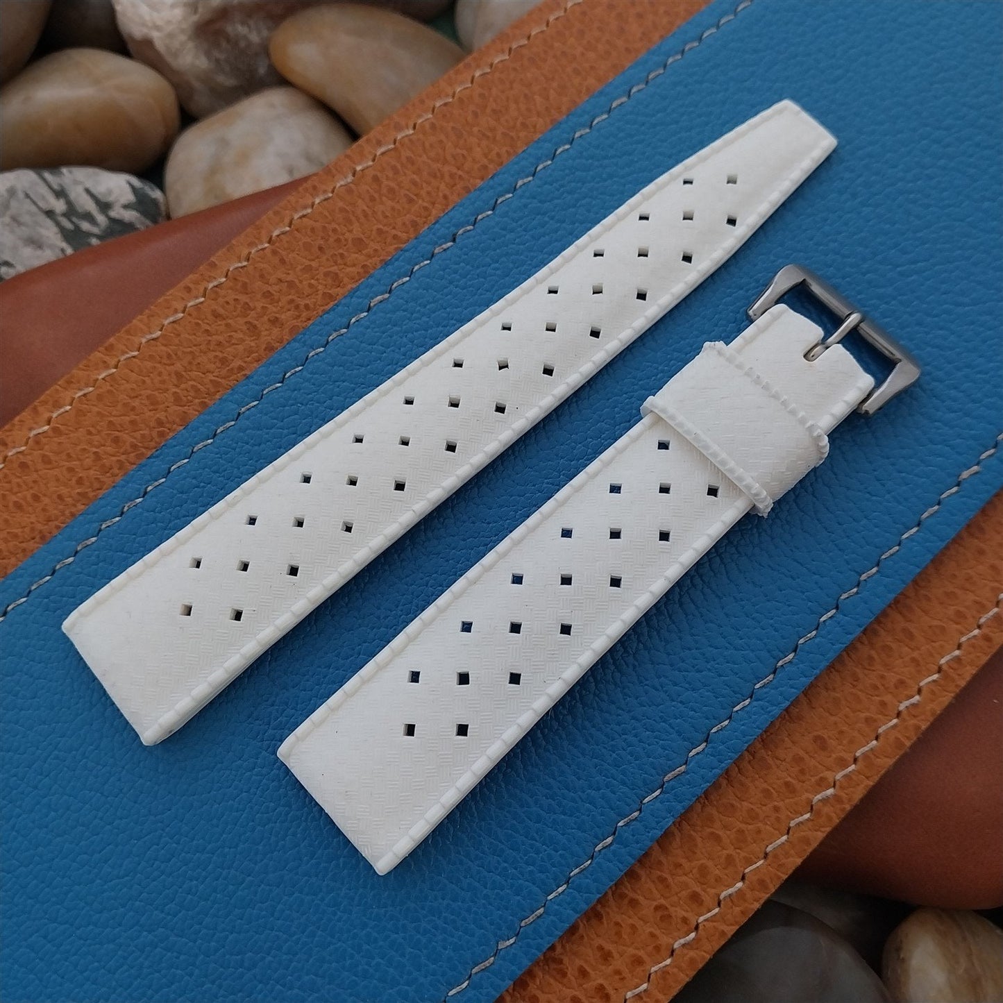 19mm Swiss Tropic Diver White Straight-End Vintage Watch Band & Big Buckle