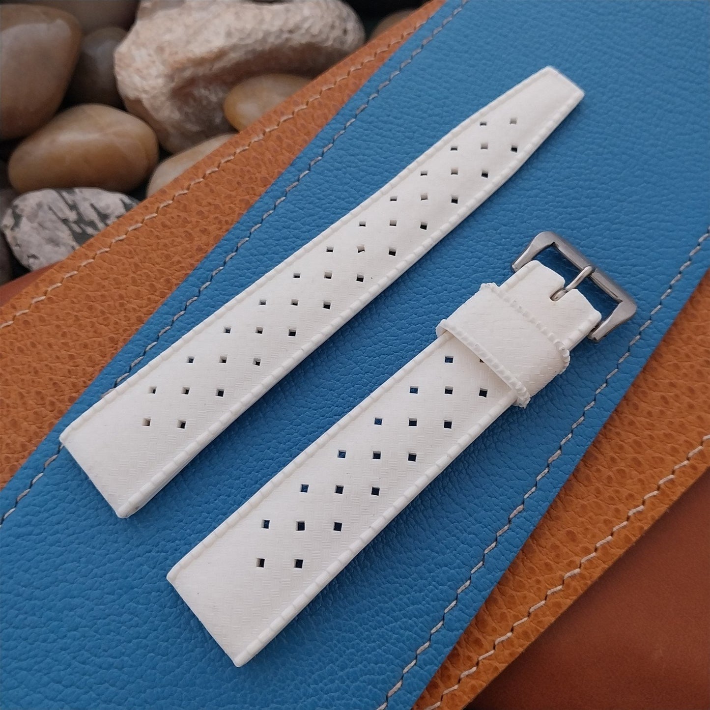 19mm Swiss Tropic White Diver Straight-End Vintage Watch Band & Big Buckle