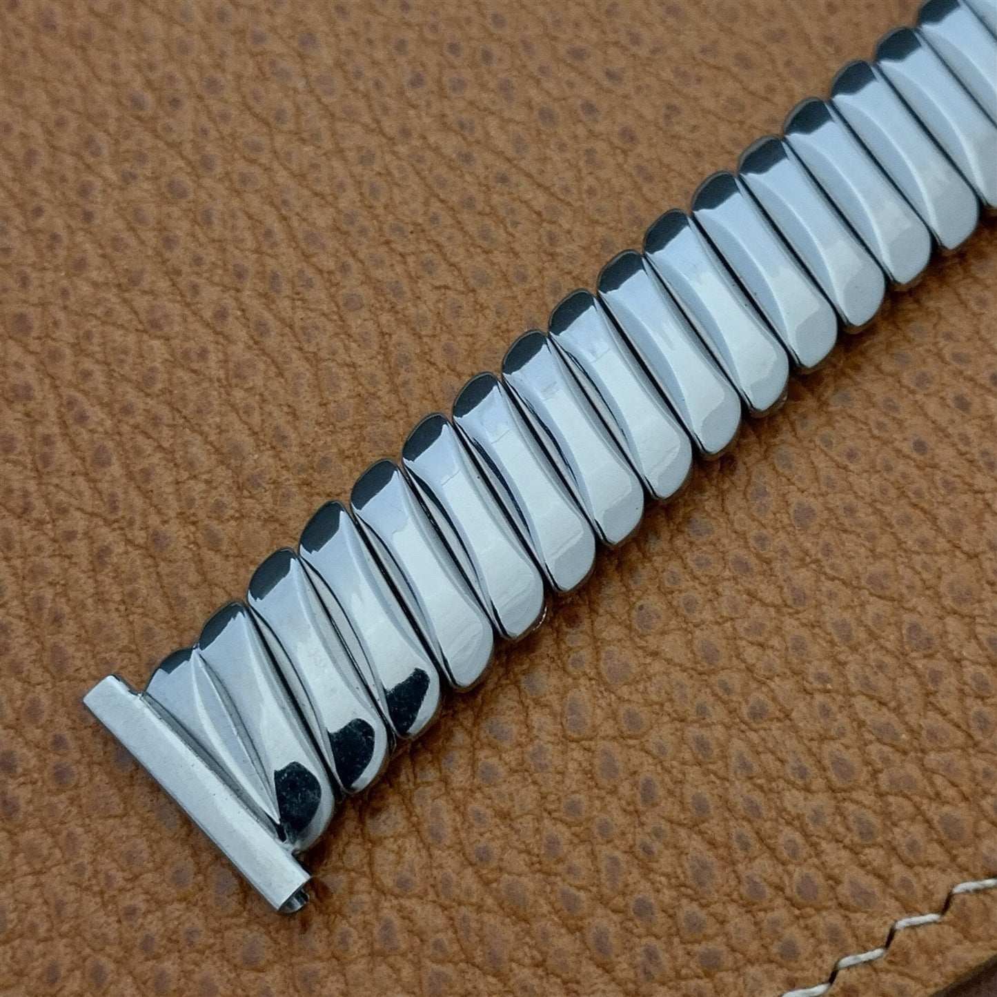 1950s Bellavance Stainless Steel Expansion nos Vintage Watch Band 16mm-19mm