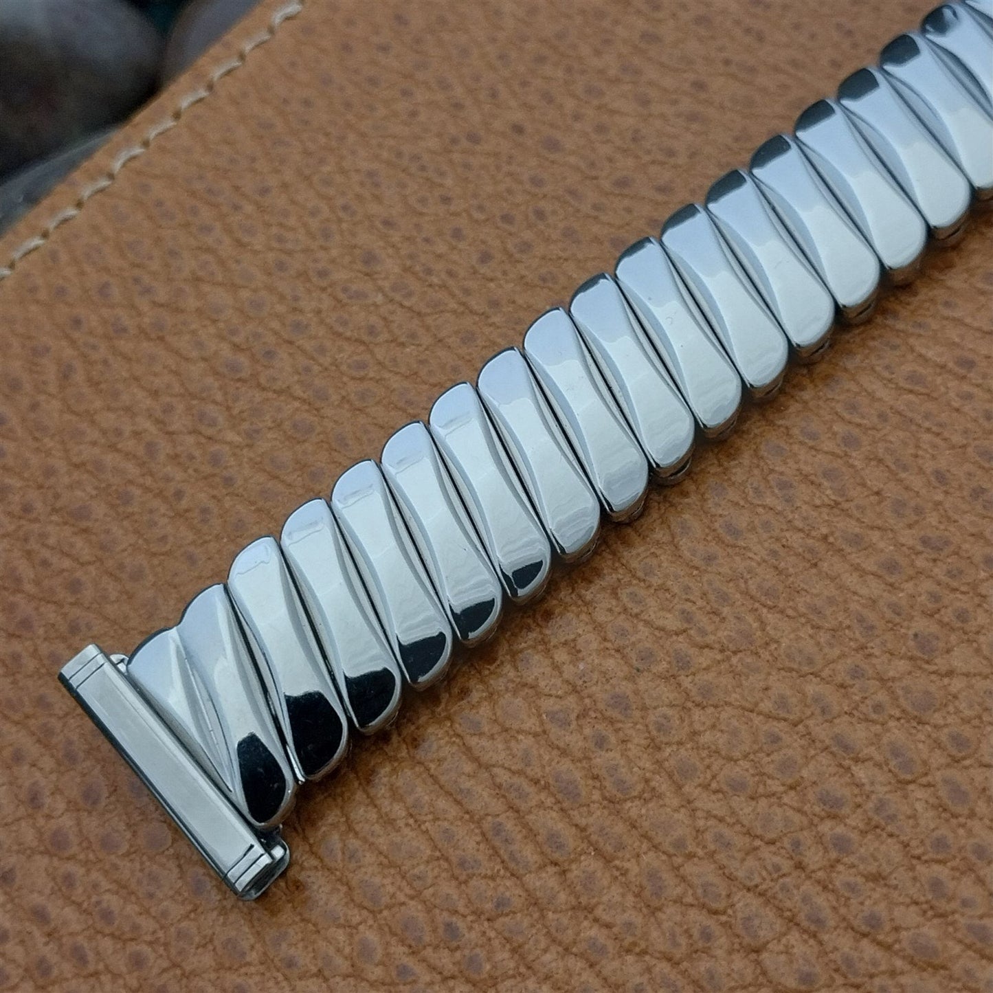 16mm 18mm 19mm Bellavance Stainless Expansion Unused 1950s Vintage Watch Band