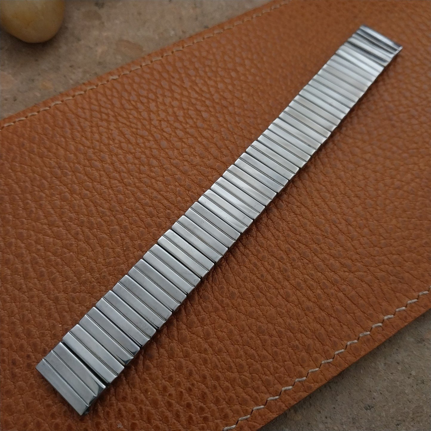 Vintage 5/8" Stainless Steel 1940s Pakula Classic Stretch Expansion Watch Band