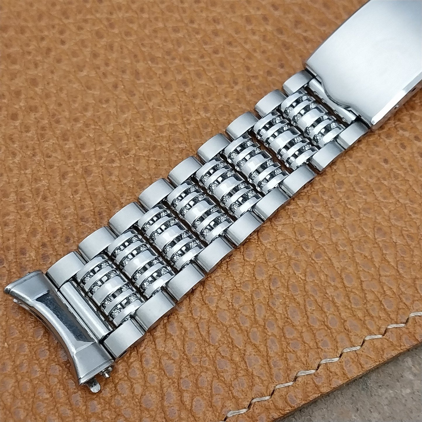 19mm Maruman Beads of Rice Stainless Steel 1970s nos Vintage Watch Band