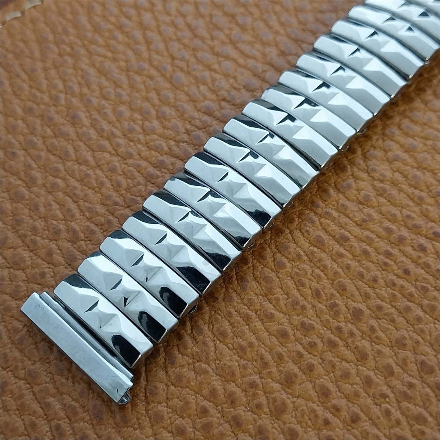 Short 1960s Stainless Steel Mark VII USA nos Vintage Watch Band