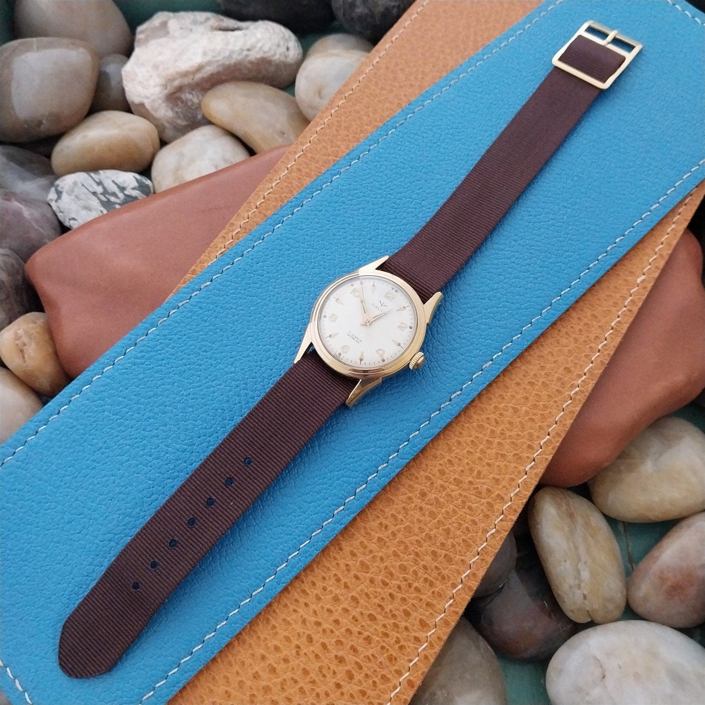 16mm Brown Nylon Military 1-Piece nos Vintage Watch Band & Gold-Tone Buckle