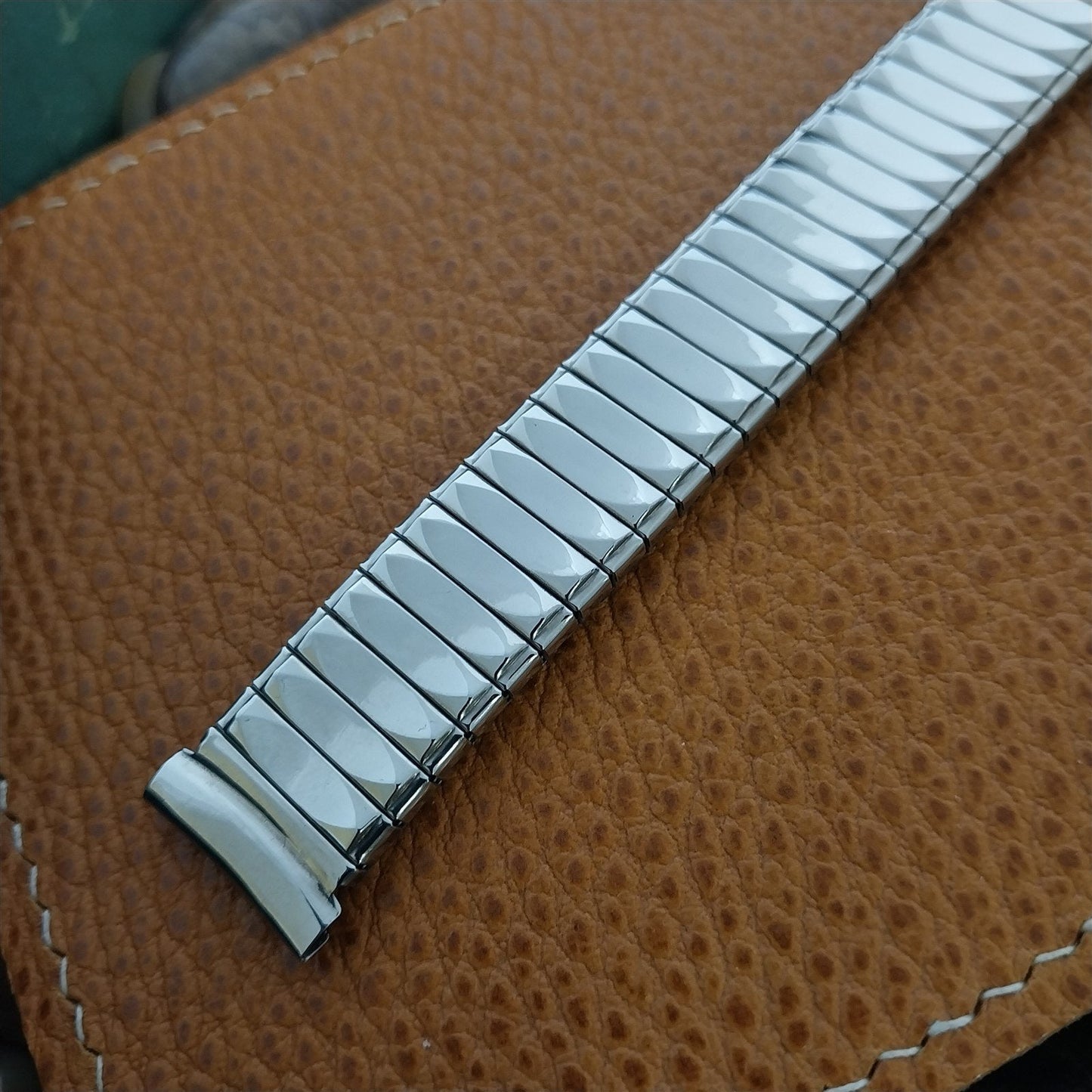 17.2mm 11/16" Morflex Japan Stainless Steel nos 1960s Vintage Watch Band