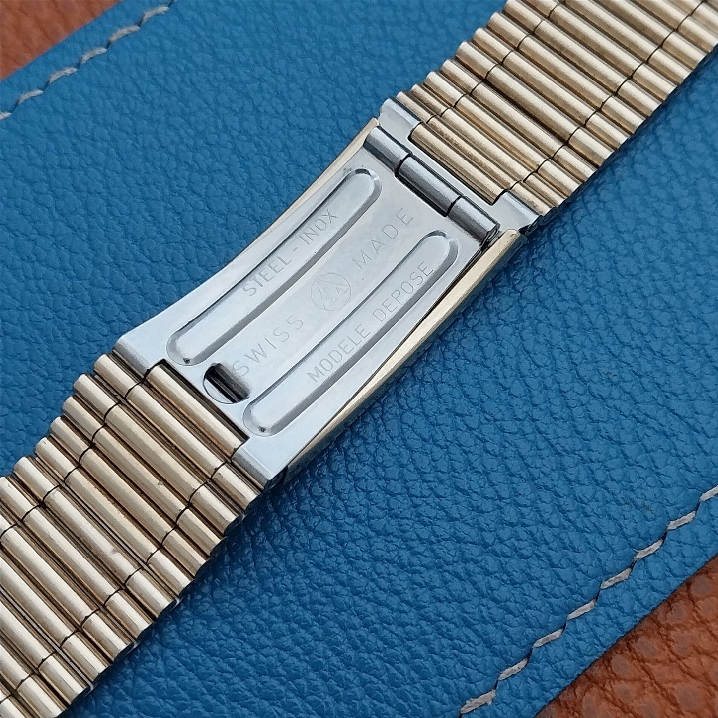 Vintage Zodiac 20mm Flared Swiss NSA Yellow Gold Plate Unused Classic Watch Band