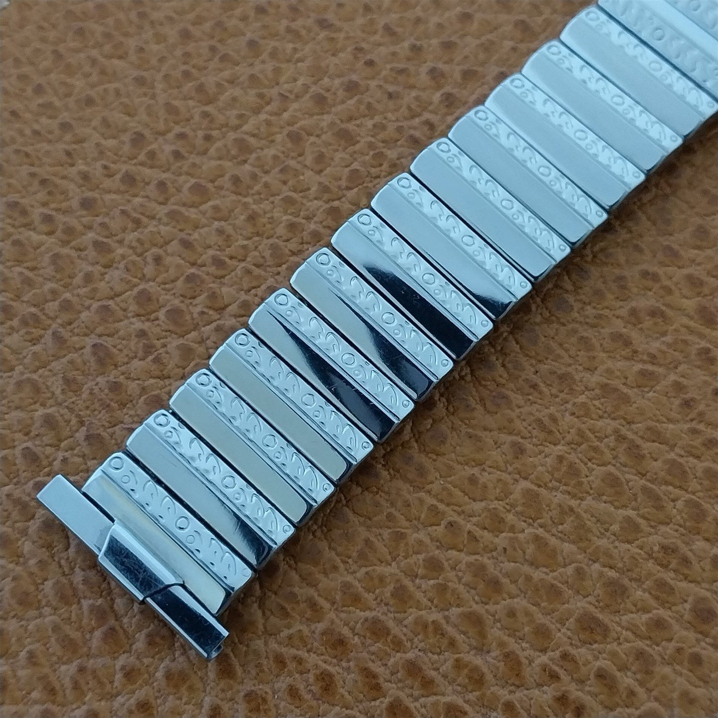 Foster USA Stainless Steel Short Expansion 1950s old-stock Watch Band 16mm-19mm