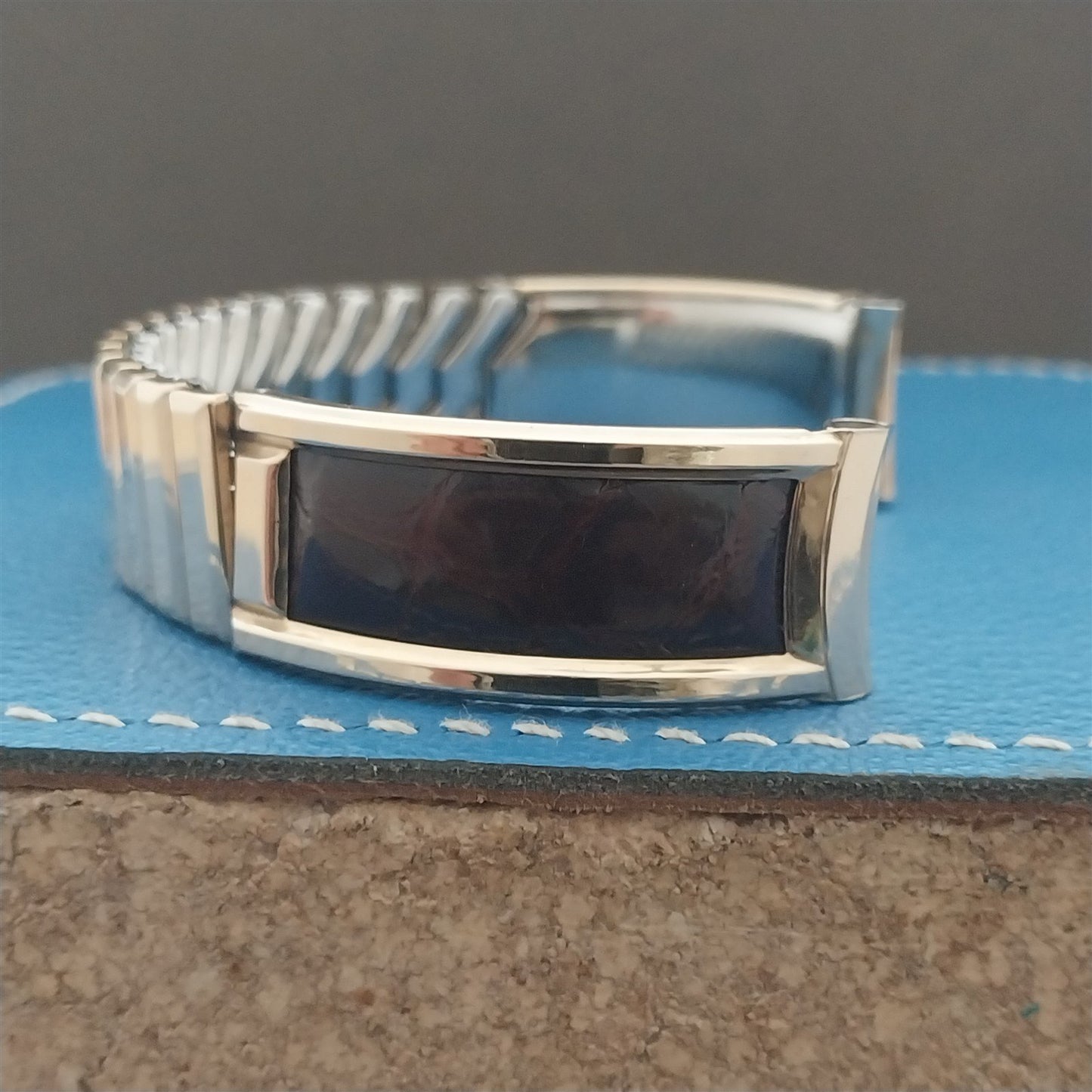 5/8" Gold-Filled & Alligator Bretton Classic nos 1940s Vintage Watch Band