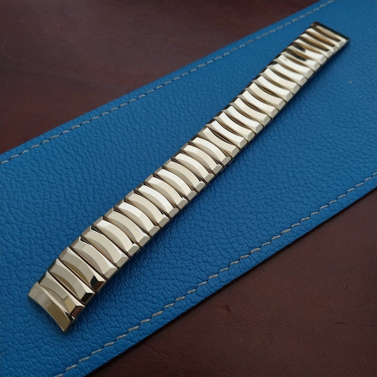 Vintage Gold-Filled 5/8" Gemex Cavalcade Classic Stretch Unused 1950s Watch Band