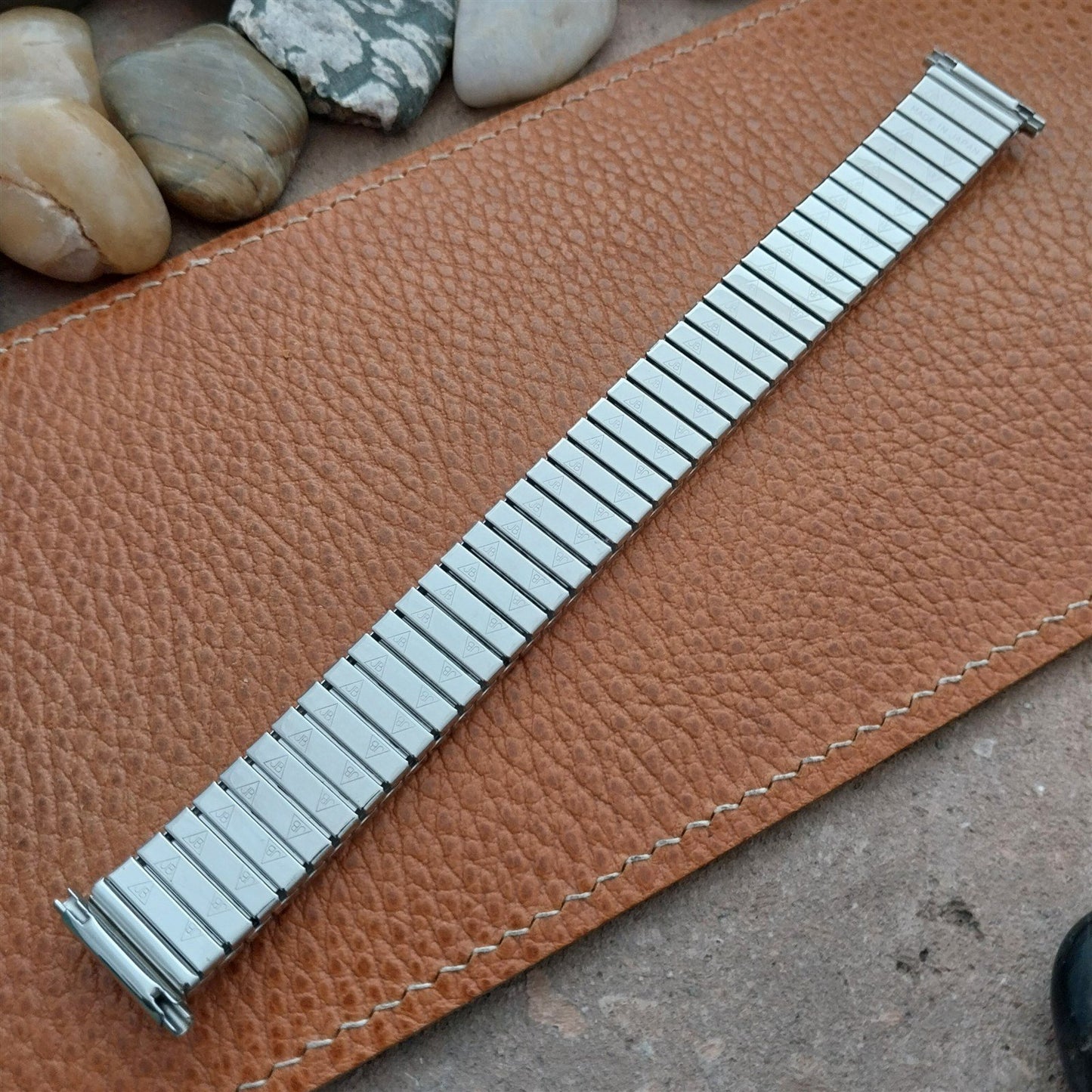 JB Champion Long Stainless Steel Expansion 1970s old-stock Watch Band 16mm-19mm