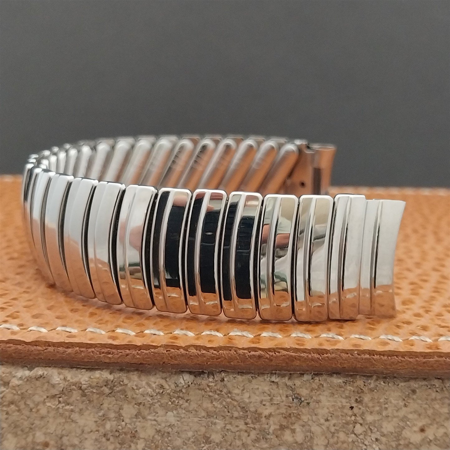 5/8" JB Champion USA Stainless Steel Expansion 1950s old-stock Watch Band