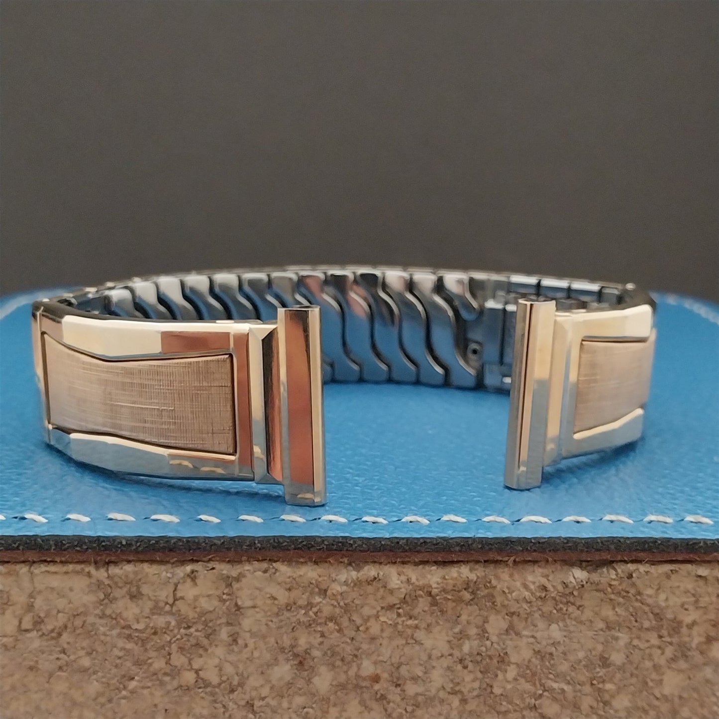 Vintage 19mm 178mm 17mm Gold-Fill Gemex 1950s Unused Classic Stretch Watch Band