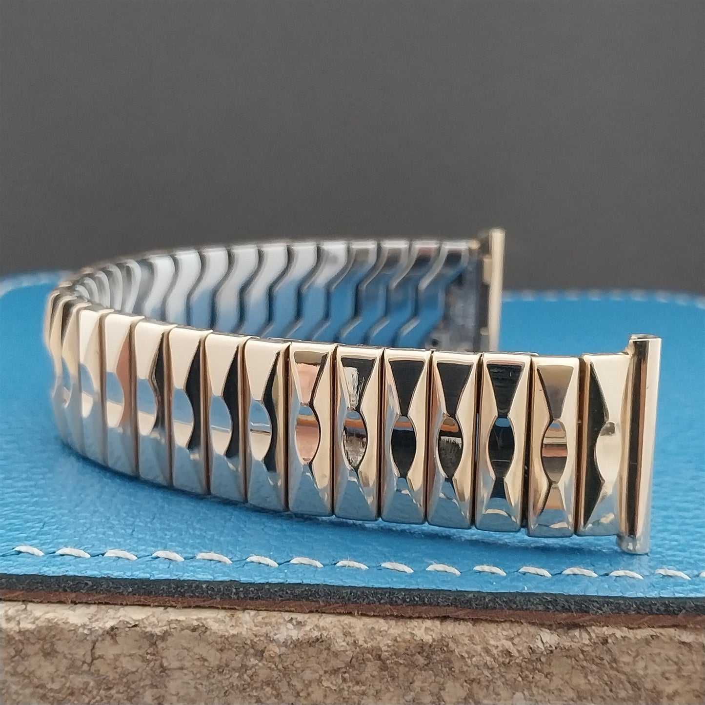 Vintage 19mm 18mm 16mm Gold-Filled Pontiac NOS Classic 1950s Stretch Watch Band