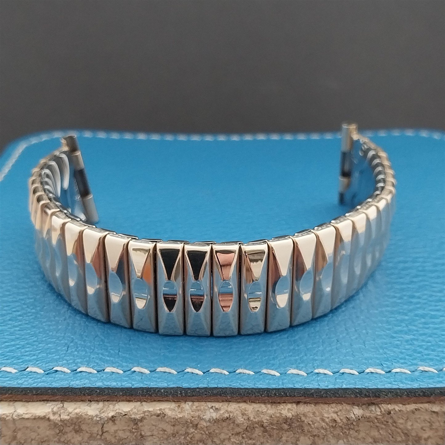 Vintage 19mm 18mm 16mm Gold-Filled Pontiac NOS Classic 1950s Stretch Watch Band