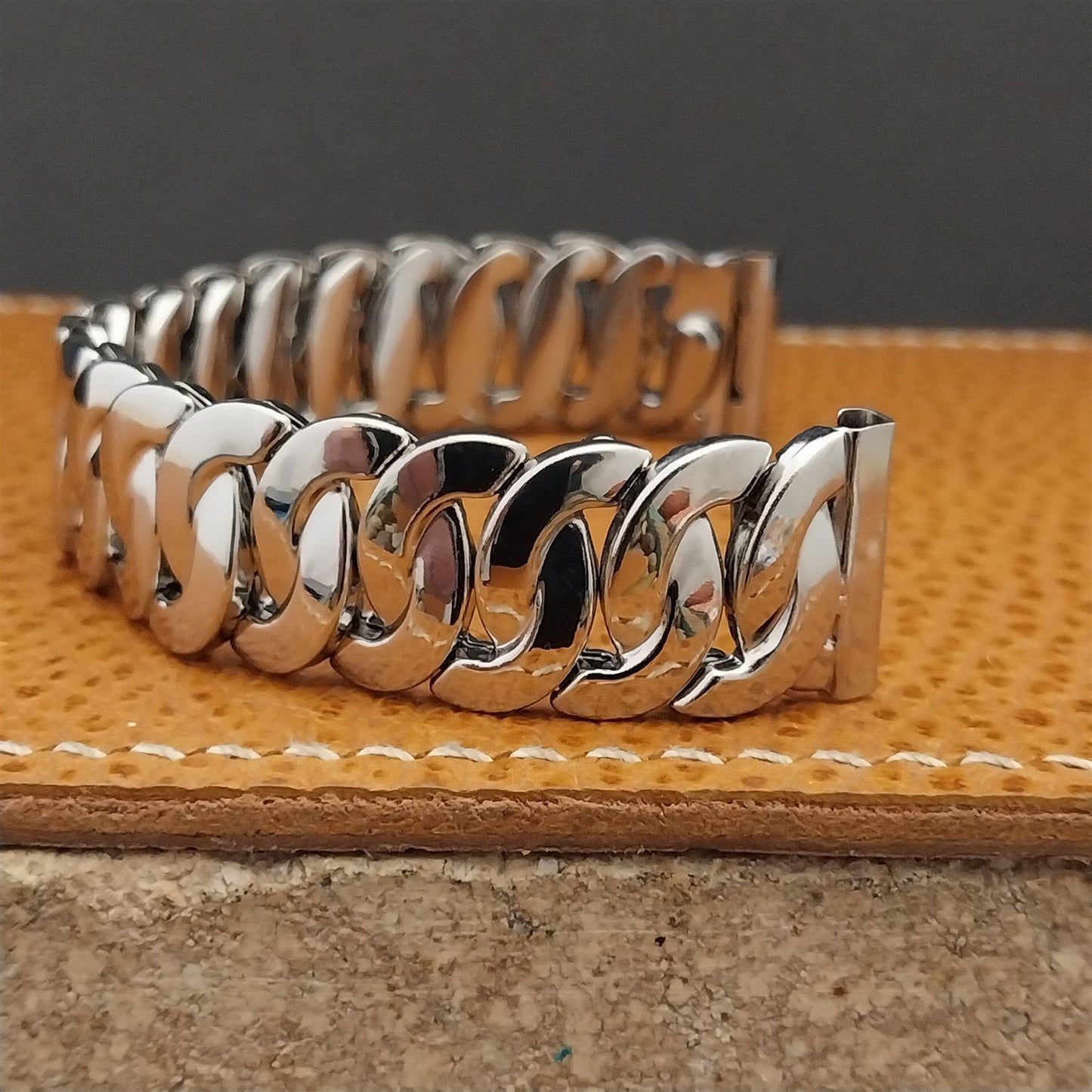 5/8" JB Champion Short Columbus Circle nos Unused 1950s Vintage Watch Band