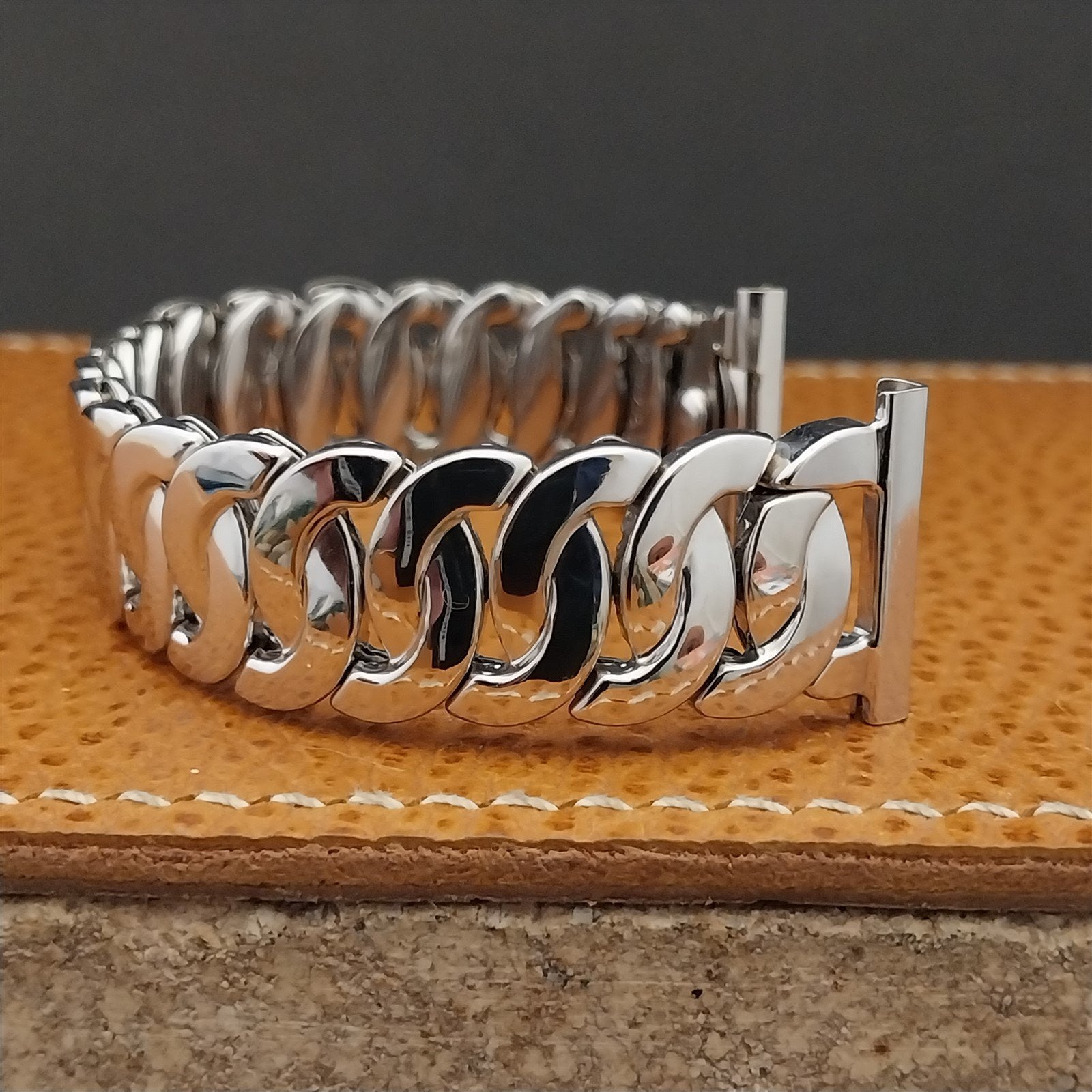 19mm JB Champion White Gold-Filled Golden Circle 1950s Vintage Watch Band