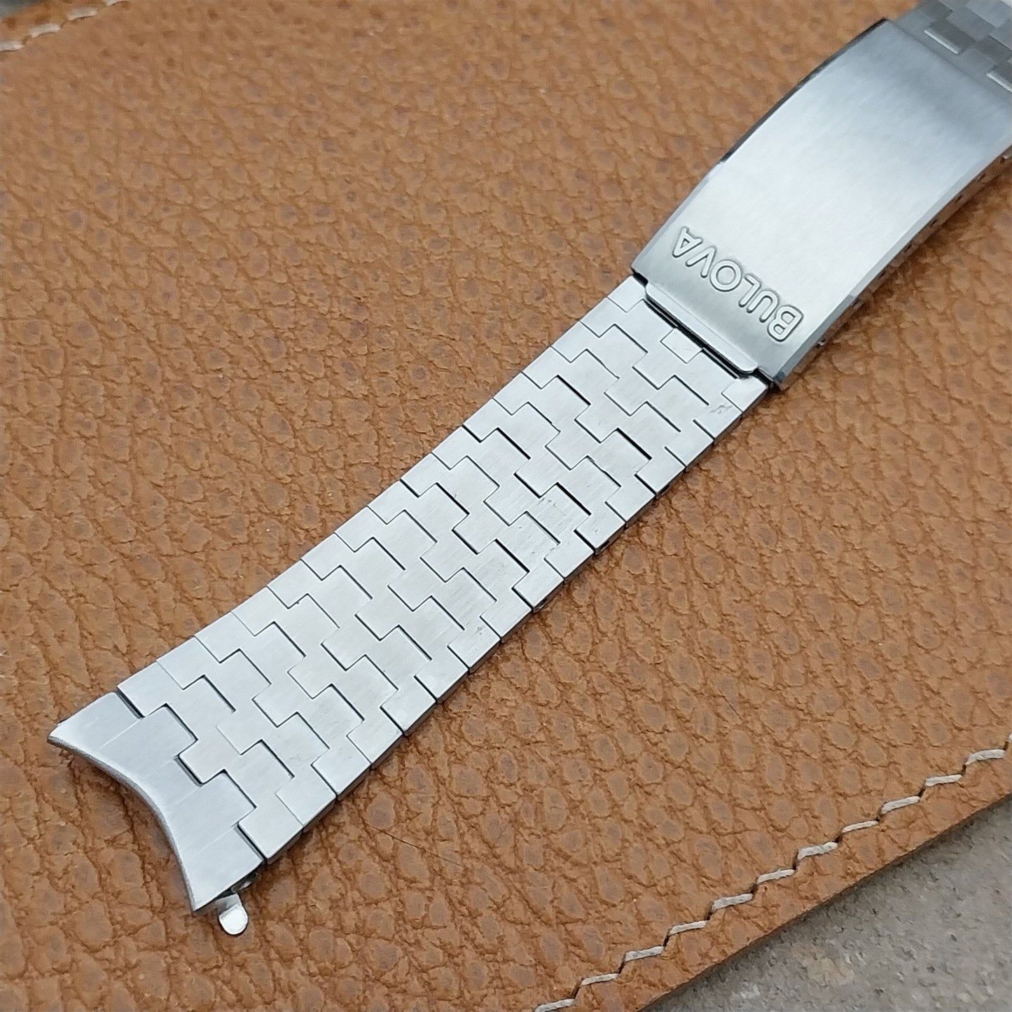 Bulova 18mm Brushed Stainless Steel Curved End nos Vintage Watch Band