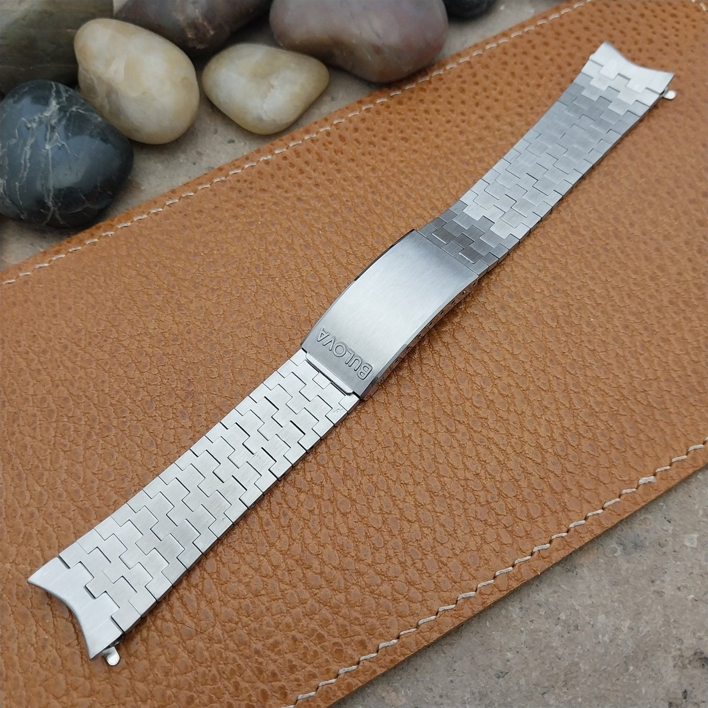 Bulova 18mm Brushed Stainless Steel Curved End nos Vintage Watch Band