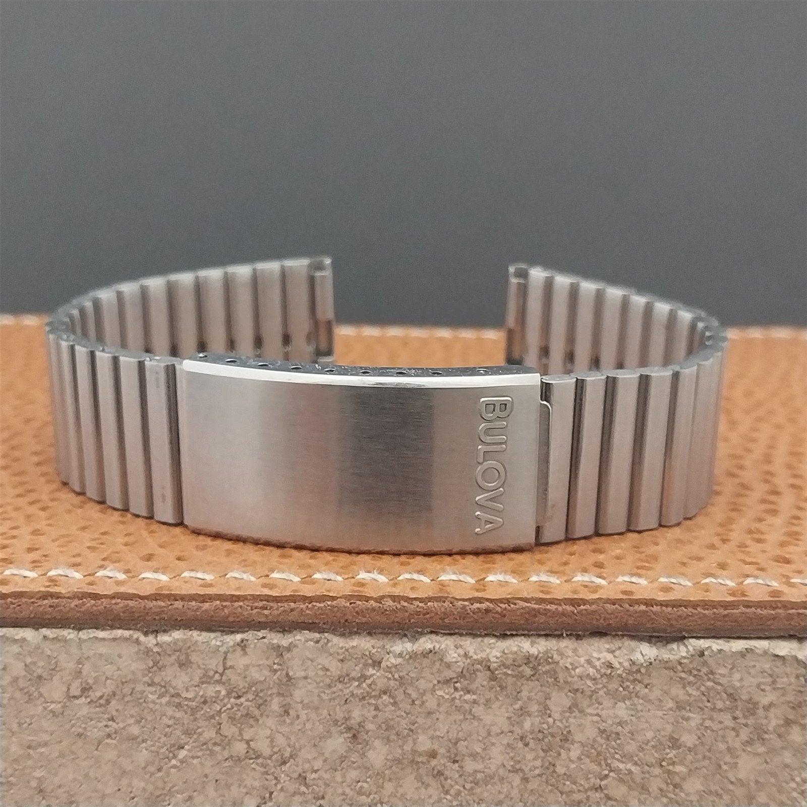 Vintage Bulova 81312 LCD Digital Quartz 20mm Stainless Steel Unused Watch Band