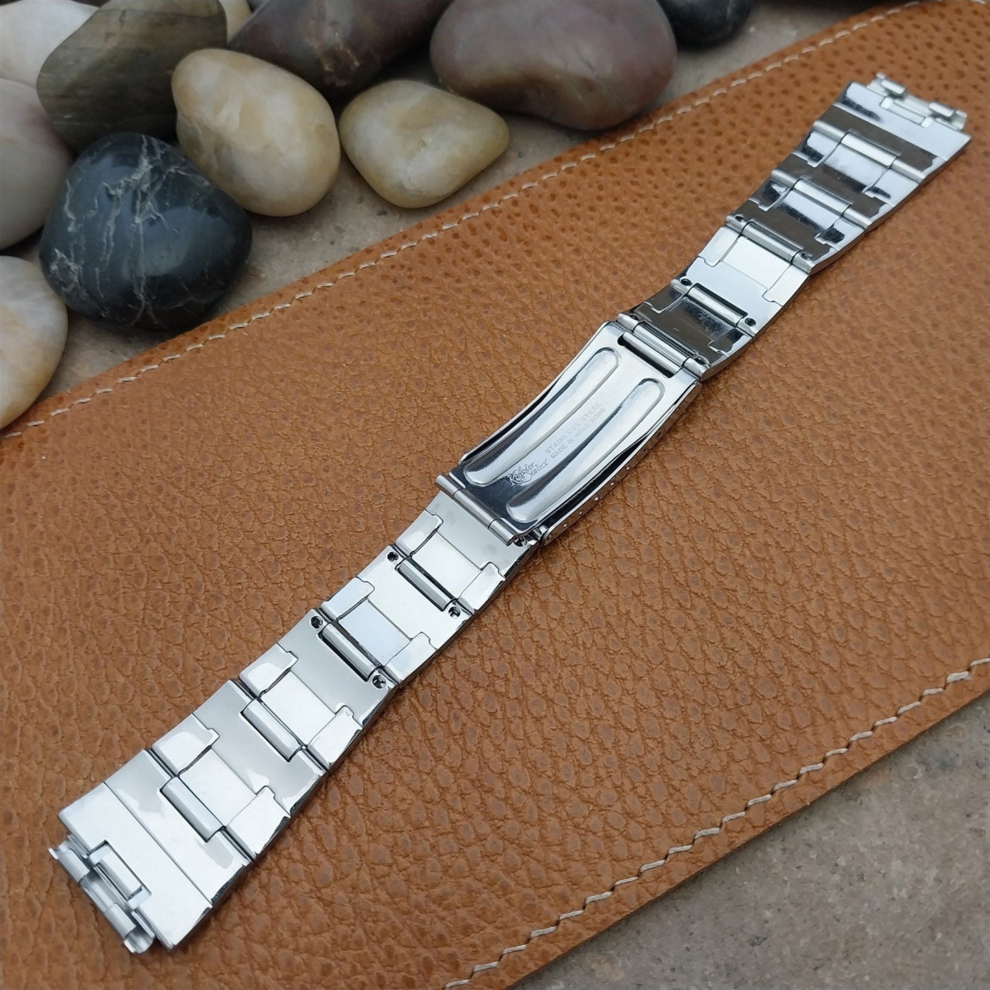 Caravelle 18mm Stelux Stainless Steel nos Flared 1970s Vintage Watch Band