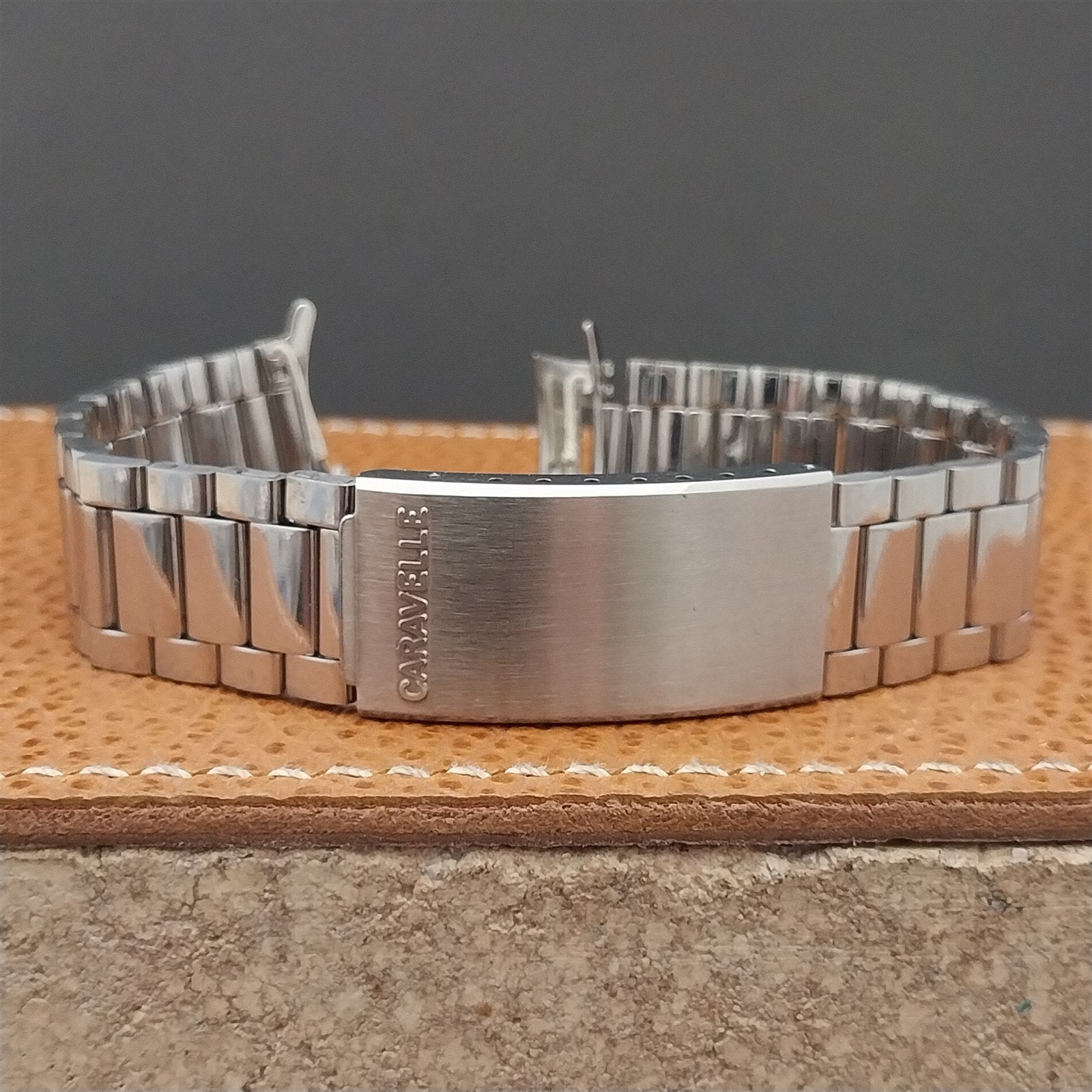 Bulova Caravelle 18mm Stainless Steel Diver nos 1970s Vintage Watch Band
