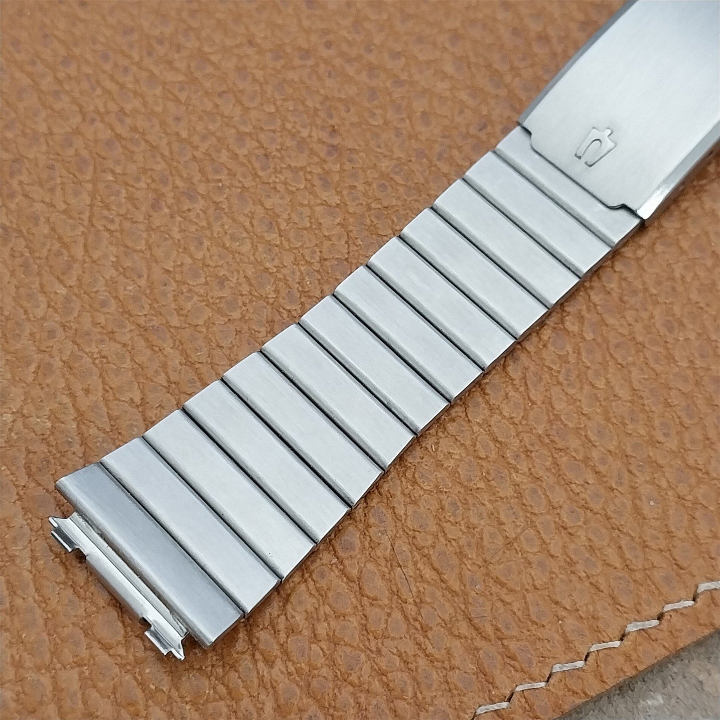 18mm Bulova Accutron Quartz LCD Stainless Steel Unused Vintage Watch Band