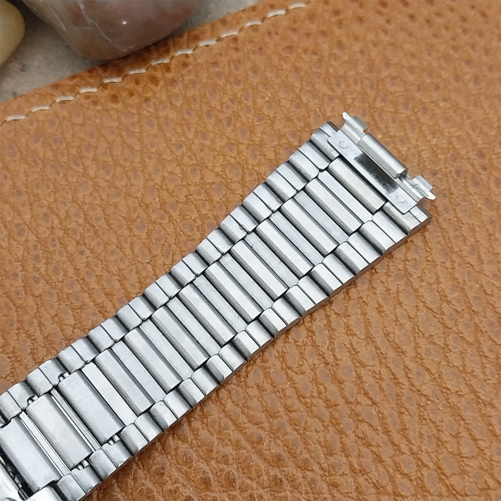 18mm Bulova Accutron Quartz LCD Stainless Steel Unused Vintage Watch Band